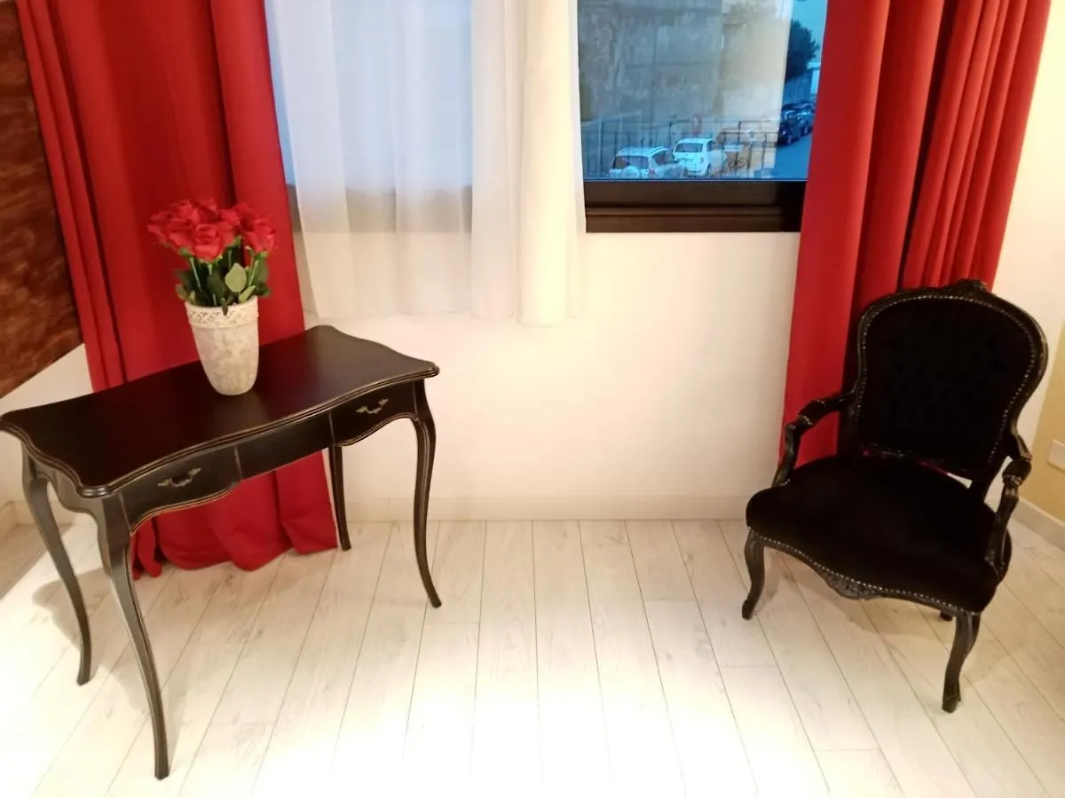 Einaudi 56 Guest House Cagliari 0*,  Italy